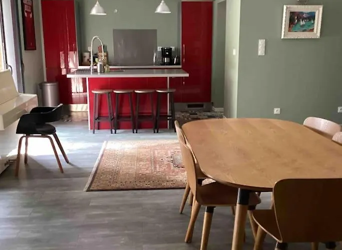 La Maison Tipasa Hébergement de vacances *