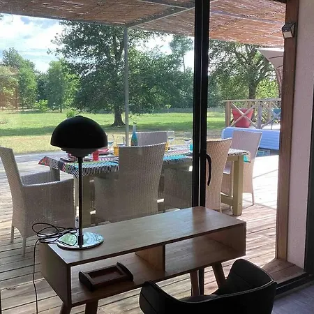 Semesterbostad La Maison Tipasa Saint-Julien-en-Born